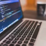Dlaczego warto korzystać z usług helpdesku